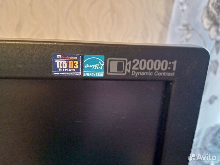 Монитор для компьютера б/у 24 дюйма