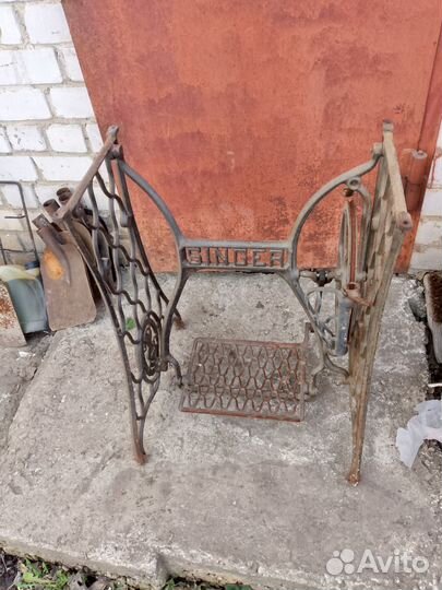 Станина старинная от швейной машины Singer