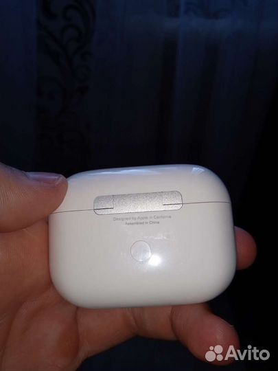 Apple airpods PRO с шумоподавлением
