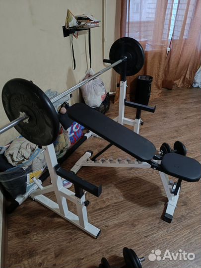 Скамья для жима и штанга