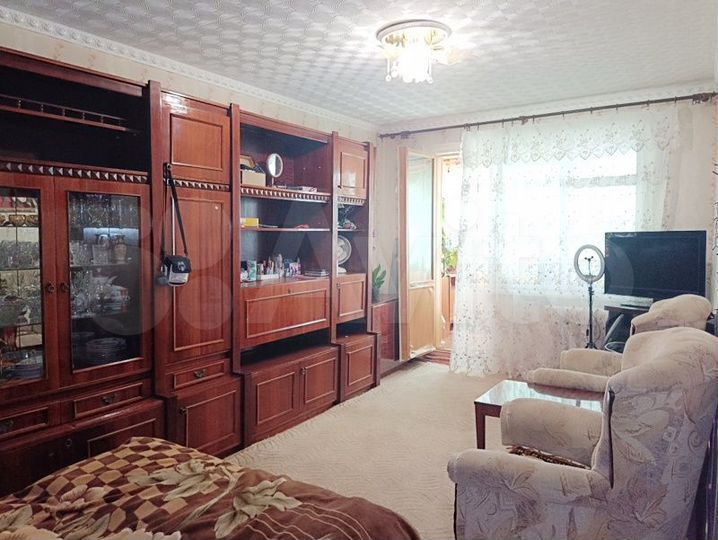 2-к. квартира, 49 м², 4/4 эт.