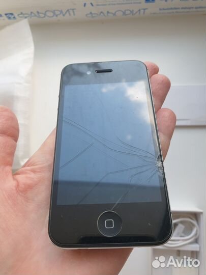iPhone 4S, 32 ГБ