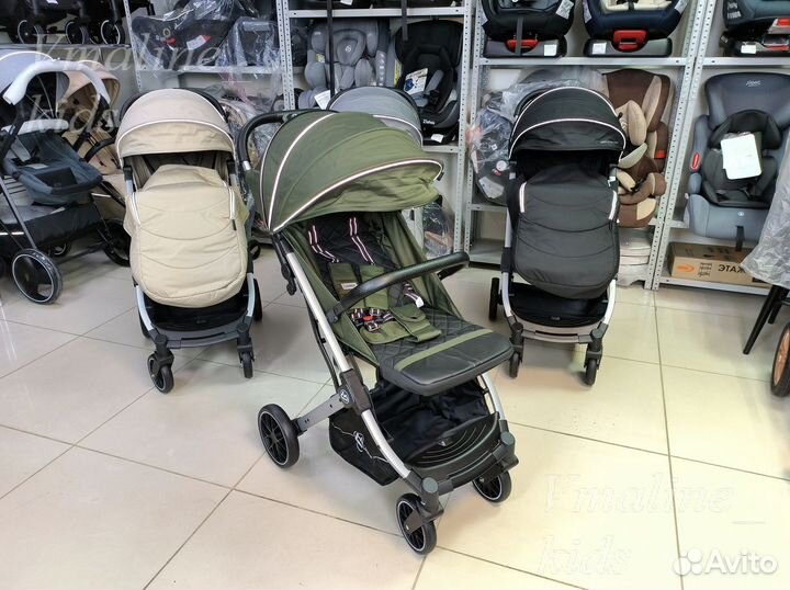 Прогулочная кoляскa