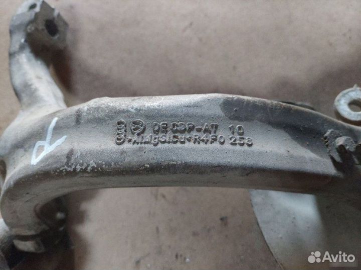 Кулак поворотный передний правый Audi A6 C6