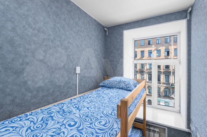 Комната 29 м² в 3-к., 4/4 эт.