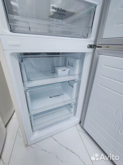 Новый Холодильник LG