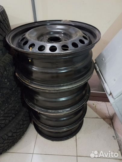 Gislaved Nord Frost 200 205/65 R16 95T