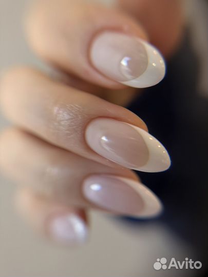 Маникюр и педикюр