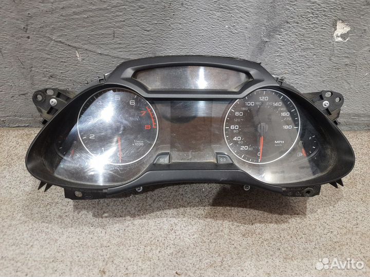 Щиток приборов бензин америка для Audi A4 B8