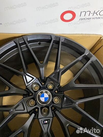 Кованые диски BMW 818 стиль R22