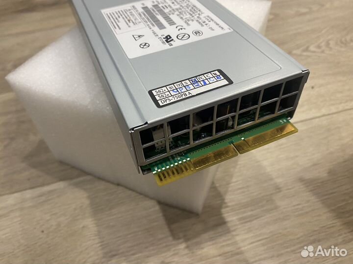 Серверное блок питание 750W