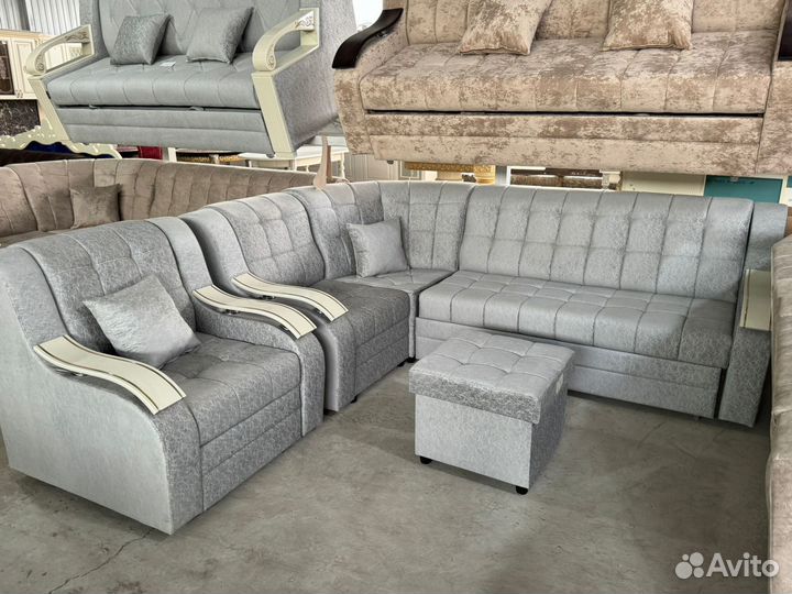 Диван угловой