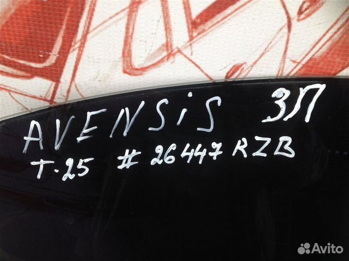 Стекло двери задней левой Toyota Avensis T25