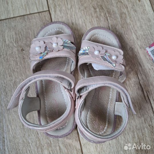 Босоножки для девочки