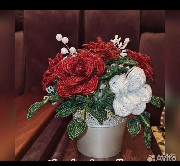 Розы из бисера, цветы из бисера