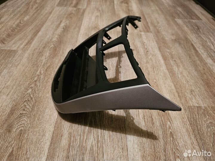 Рамка магнитолы Hyundai Solaris