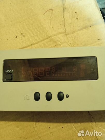 Дисплей информационный на торпедо Infiniti QX56