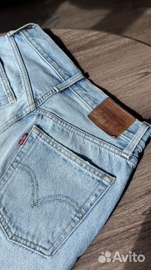 Джинсы levis голубые 501