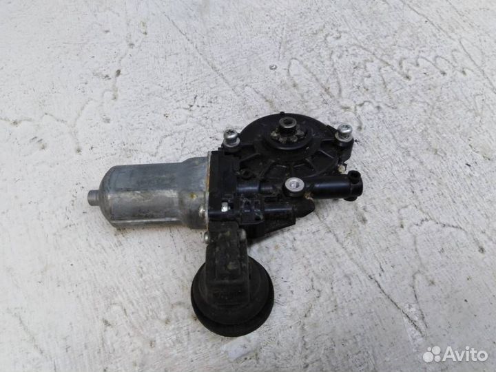 Моторчик переднего левого стеклоподъемника