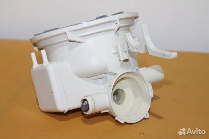 Чаша (поддон) насоса Whirlpool C00331698 бу. 5354