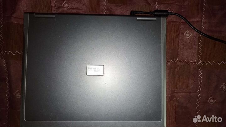 Ноутбук рабочий fujitsu siemens amilo L6825 с LPT