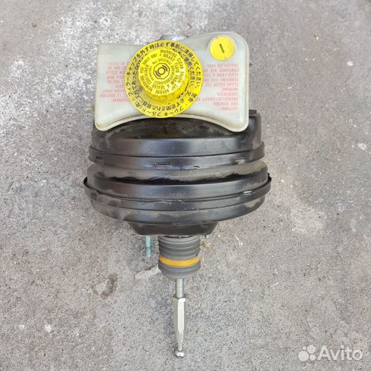 Вакуумный усилитель тормозов Ауди А6 С6 4F0612105f