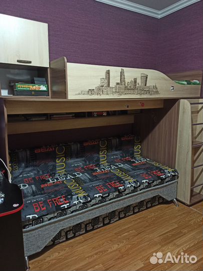 Двухъярусная кровать с диваном бу