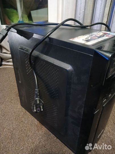 Компьютер Core i5 2300 + Radeon R7 350 + 8Gb RAM +