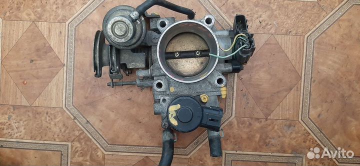 Дроссельная заслонка Nissan SR20