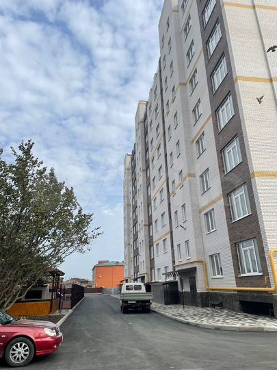 2-к. квартира, 63 м², 8/9 эт.