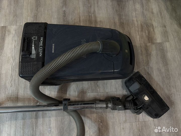 Пылесос мощный Samsung VC 8015V