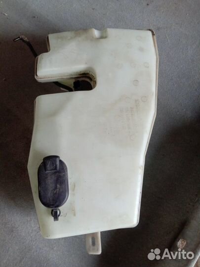 Бачок омывателя Renault Sandero K7J710 2014