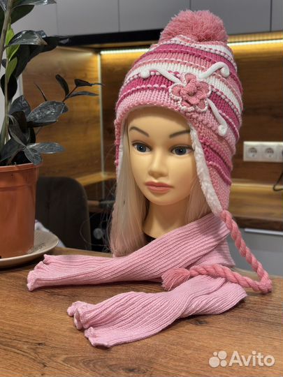 Комплект шапка и шарф для девочки