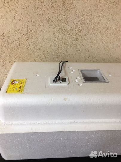 Инкубатор для яиц автоматический бу