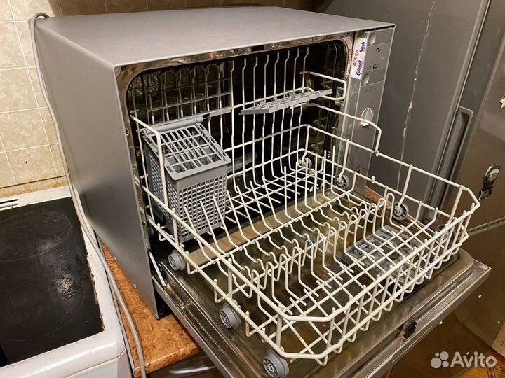 Посудомоечная машина Bosch (на запчасти)