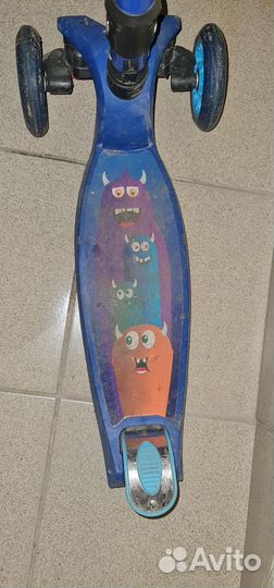 Самокат детский бу, колесики светятся