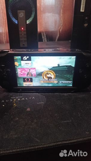Sony Playstation portable PSP E1008 1000игр