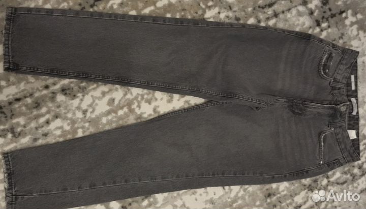 Джинсы Bershka