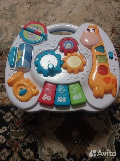 Развивающий музыкальный столик