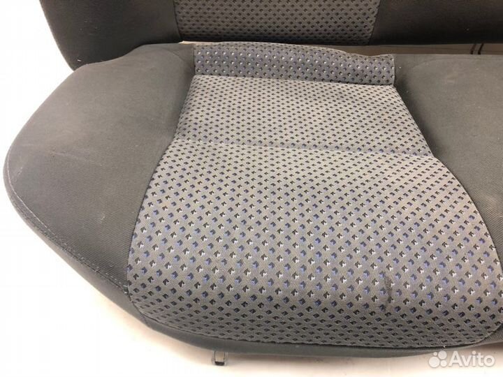 Сиденье заднее Subaru Impreza GD 2000 - 2007