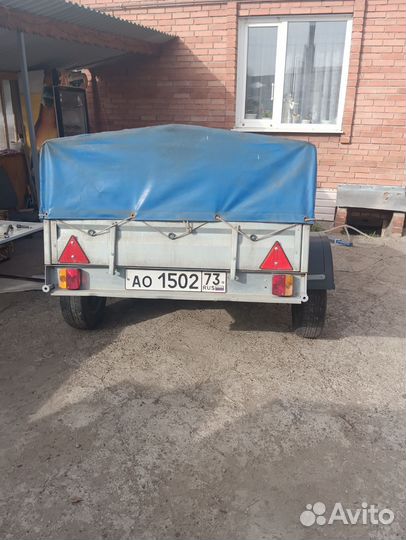 Прицеп на легковой автомобиль