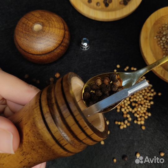 Мельница для перца деревянная дуб 22 см