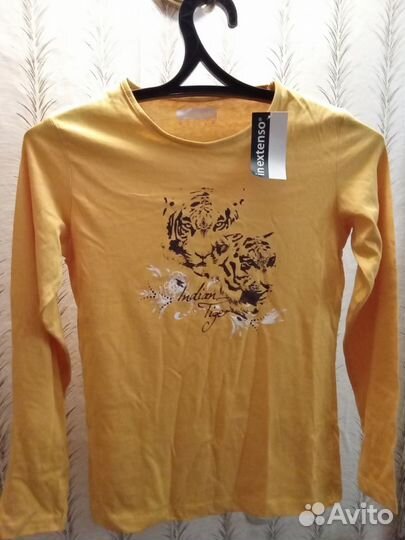 Кофта на девочку (новая)