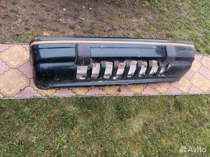 Бампер jeep grand cherokee