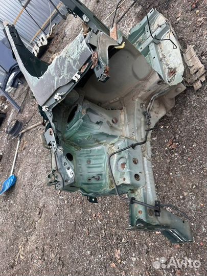 Лонжерон четверть правый Renault Modus 2006