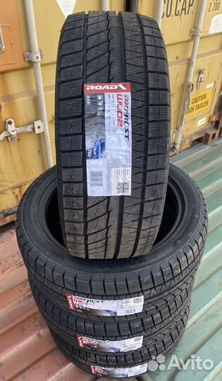 RoadX RX Frost WU02 275/45 R21 110V