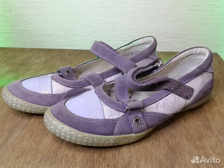 Туфли спортивные женские