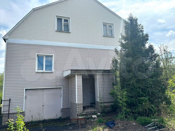 Дом 226 м² на участке 14 сот.