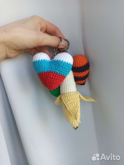 Брелоки сердце флаг России и другие