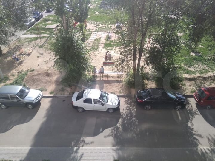 2-к. квартира, 54 м², 4/9 эт.